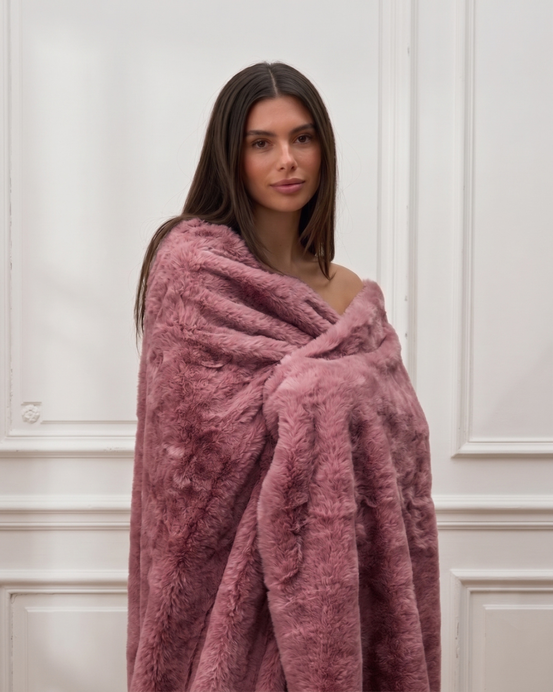 The Bois de Rose Soft Blanket