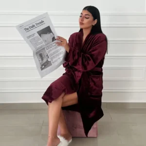 The Burgundy Robe de Chambre